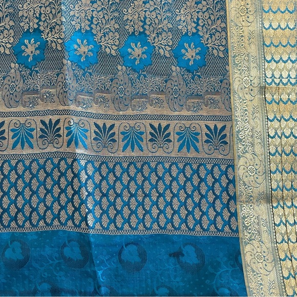 NEW Teal and Metallic Gold Silk Indian Saree Fabric 45” wide x 232” long - Picture 4 of 7